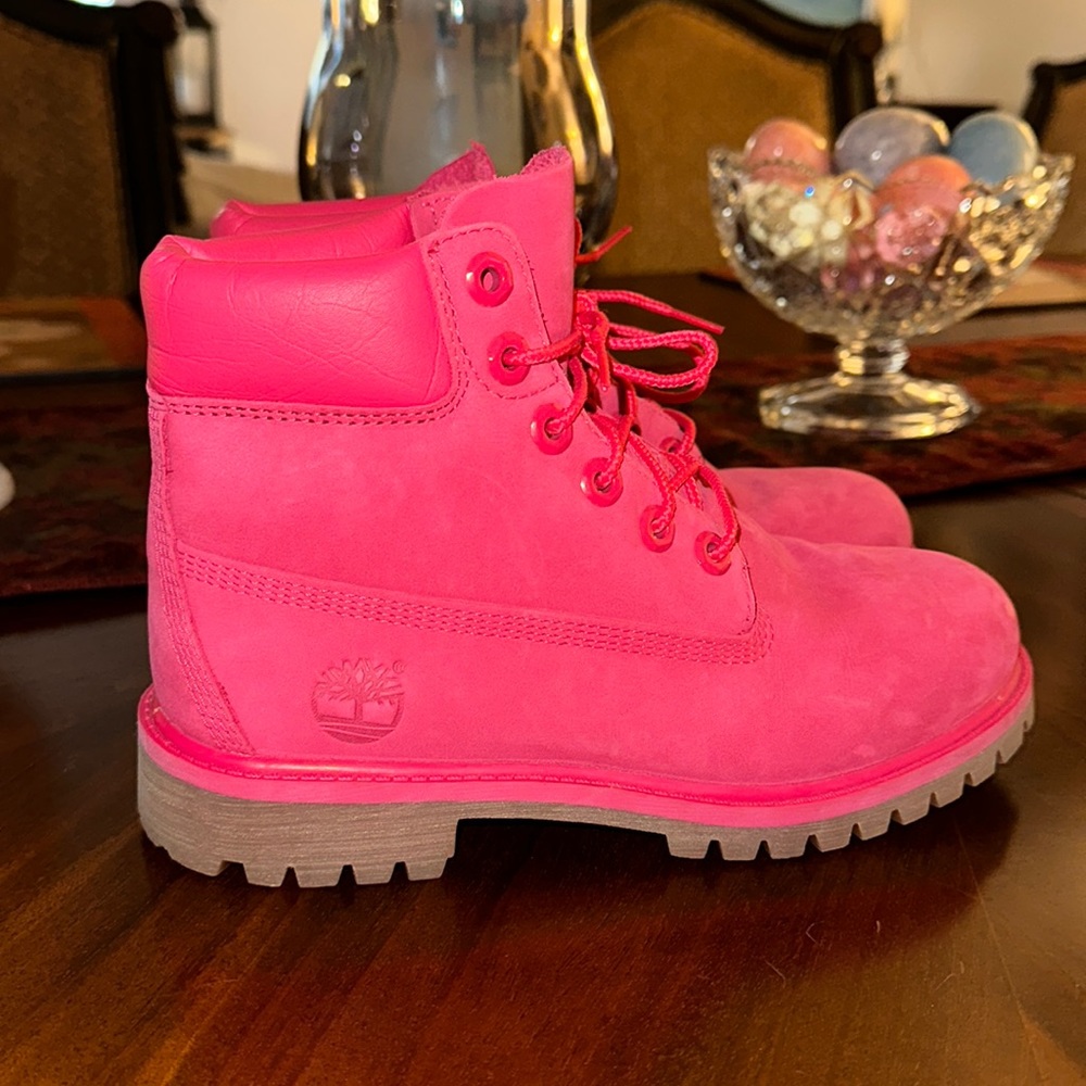 ‼️awesome Timberland Pink Boot women size 6/ big kid size 4
